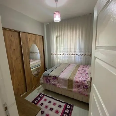 Apartamento 3 Odali Ful Esyali Antalya'nin Kalbinde Ev Antália